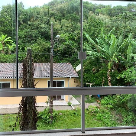 Apartamento inteiro 3 quartos no condomínio solar das bromelias Bombinhas Exterior foto