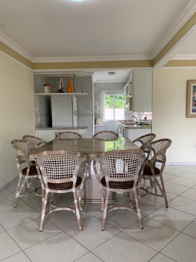 Apartamento inteiro 3 quartos no condomínio solar das bromelias Bombinhas Exterior foto